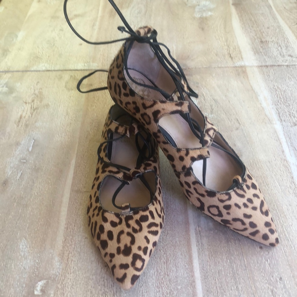 Almost new Vince Camuto Leopars Flats